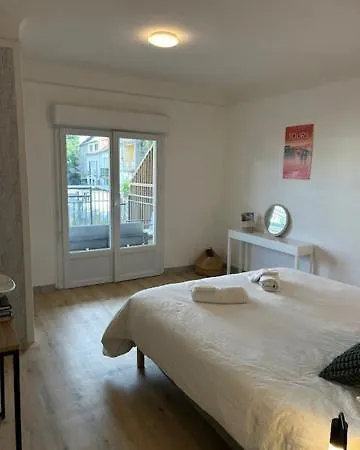 Loft Avec Parking Centre Et Bord Du Cher Loire Valley アパート *