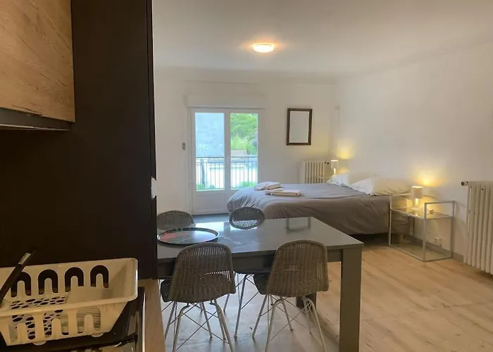 Loft Avec Parking Centre Et Bord Du Cher Loire Valley Apartament Tours